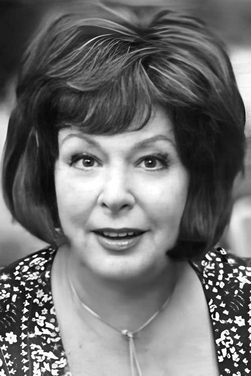 Ursula Reit as Mrs. Glasedonner