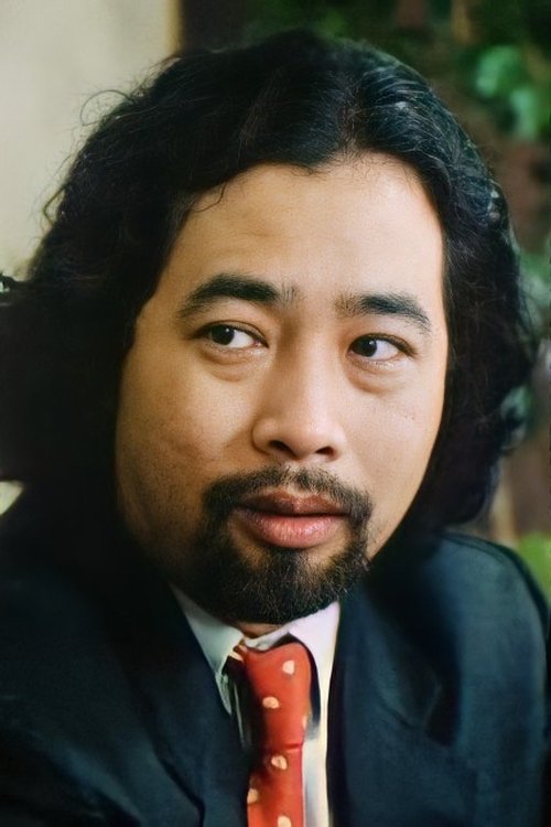 Yip Hon-Leung as Mr. Chan (Hoi's boss)