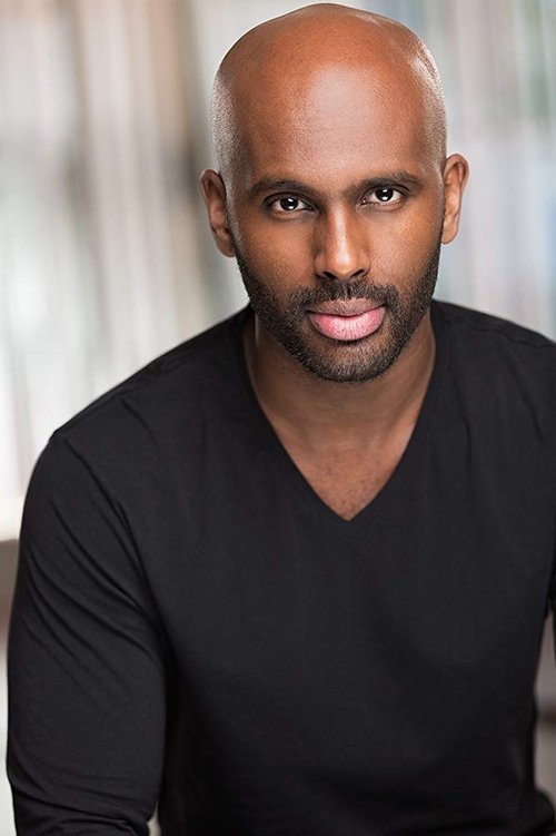 Hamza Fouad as Kevin