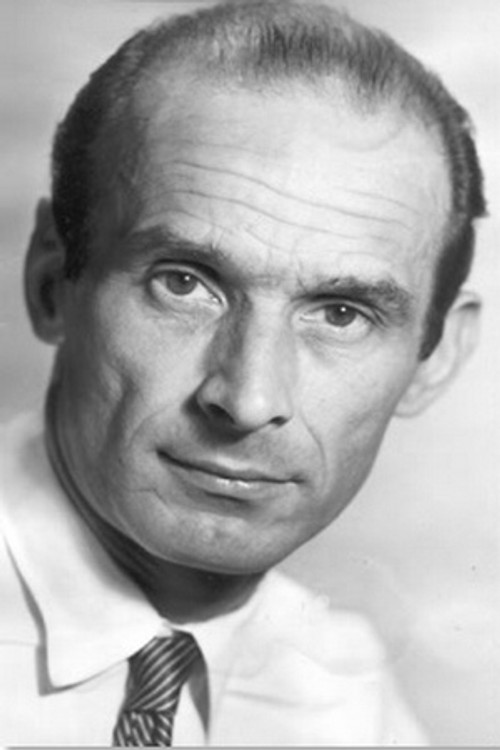 Kazimierz Zarzycki as mężczyzna w czytelni