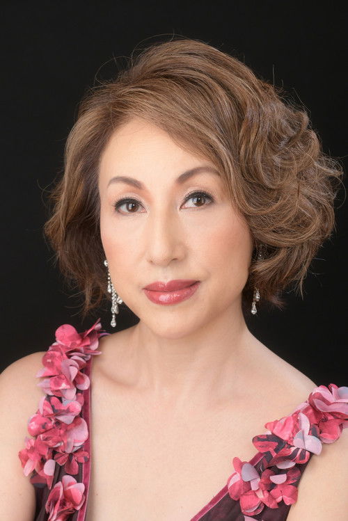 Kazuko Kitatani as Principal of Chusonji