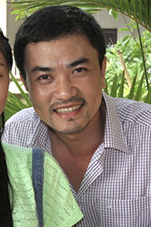 Hồng Minh as Tiến