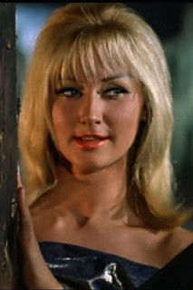 Annie Gorassini as Rose