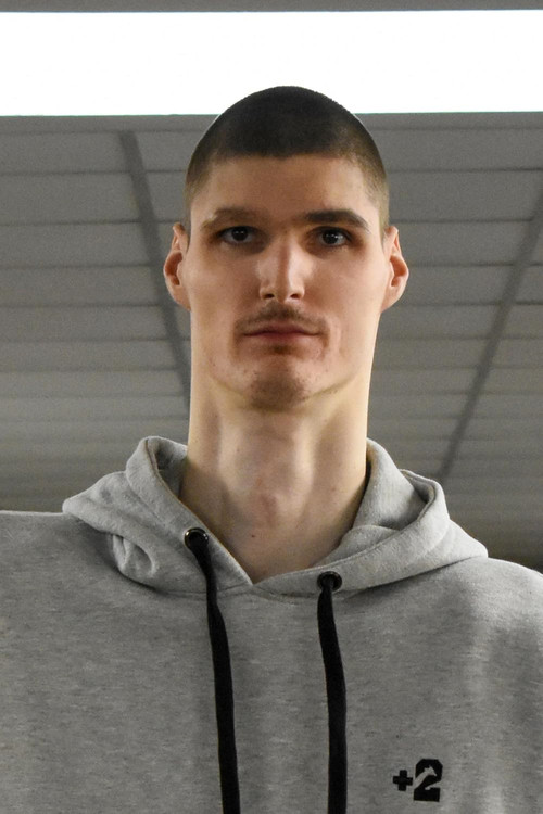 Robert Bobroczkyi as The Lifeform