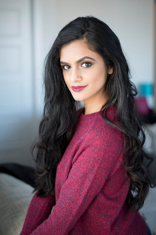 Shivali Barot as Shivali