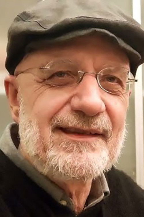 Roberto Fuzio as Manuzza