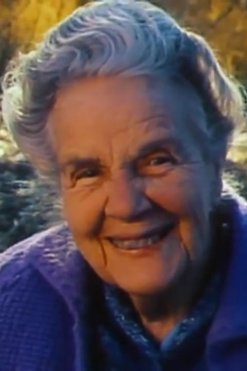 Lethe Tatge as Sister Snow