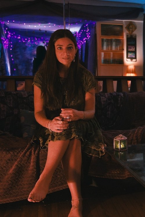 Koko Marshall as Cass