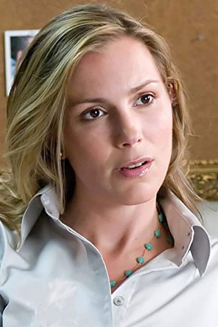 Amber Jaeger as Hotel Manager (as Amber Mellott)