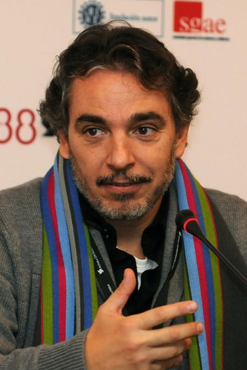 Pablo Iraola as Toino Contra-danças