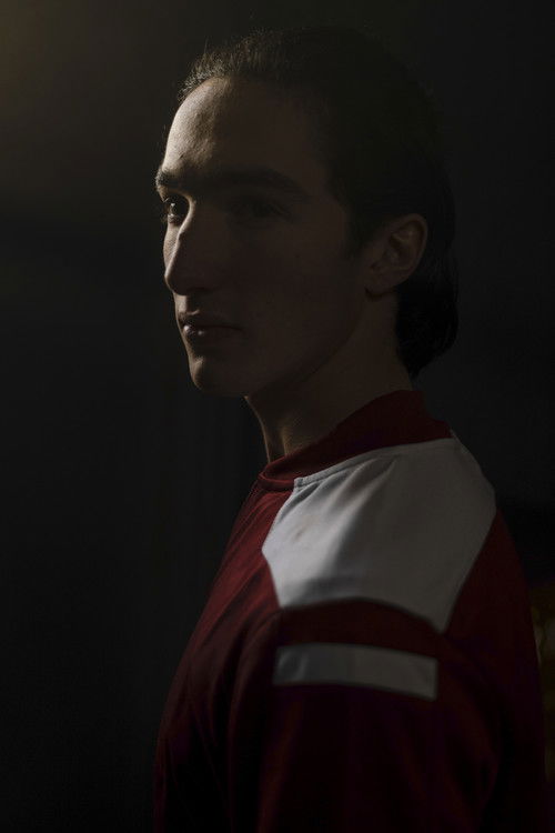 Davide De Cristofaro as Roy