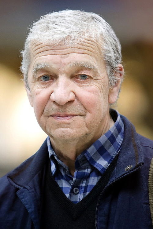 Yuliy Fayt as Nick Adams