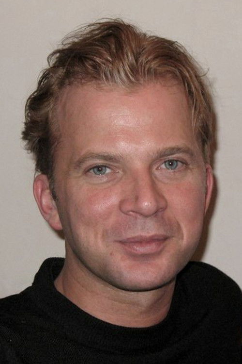 Andrey Bolsunov as Гоген