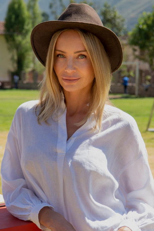 Agnieszka Woźniak-Starak as 