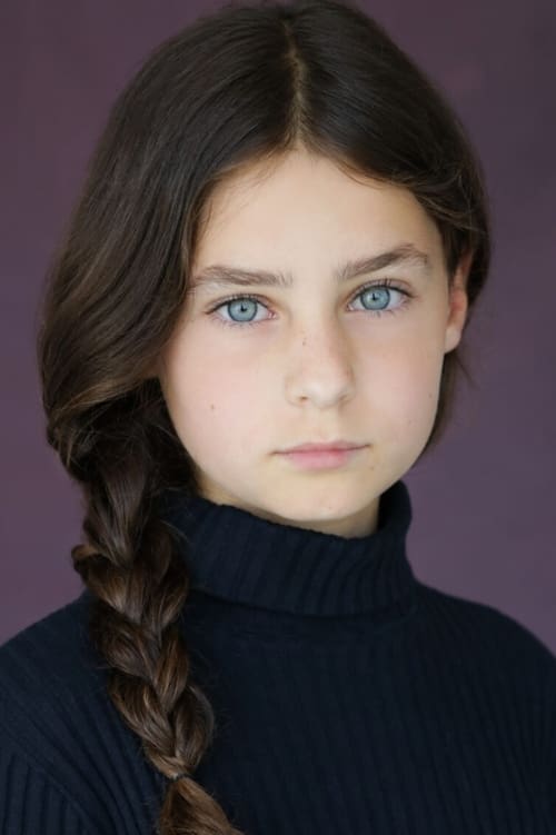 Billie Gadsdon as Young Elizabeth