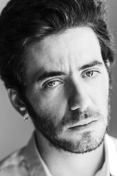 Simone Corbisiero as Tommaso