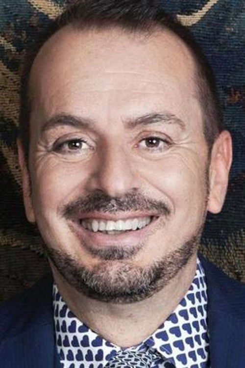 Fabio Canino as Portiere Hotel