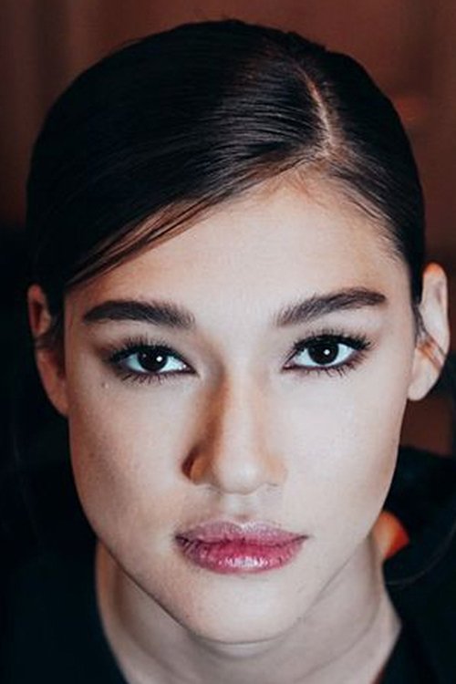 Pim Bubear as Avalon