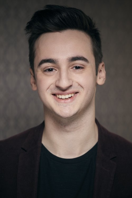 Isaiah Michaelski as Paul