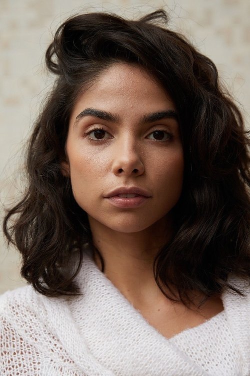 Bruna Mascarenhas as Rita