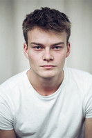 Arthur Beaudoire as Émile