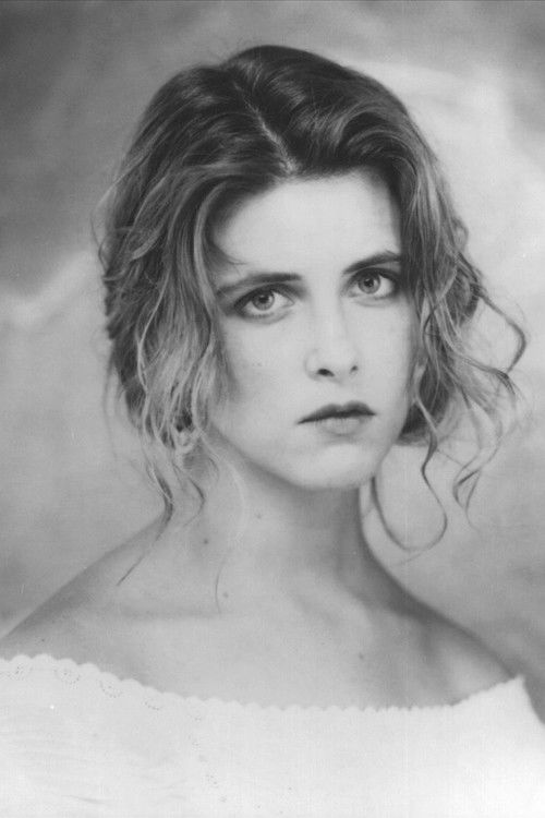 Maria McKee as Luisa