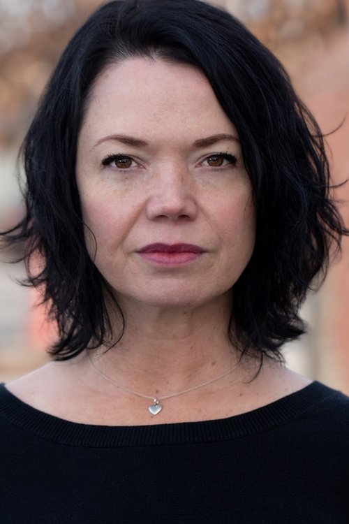 Shelly Cole as Michelle