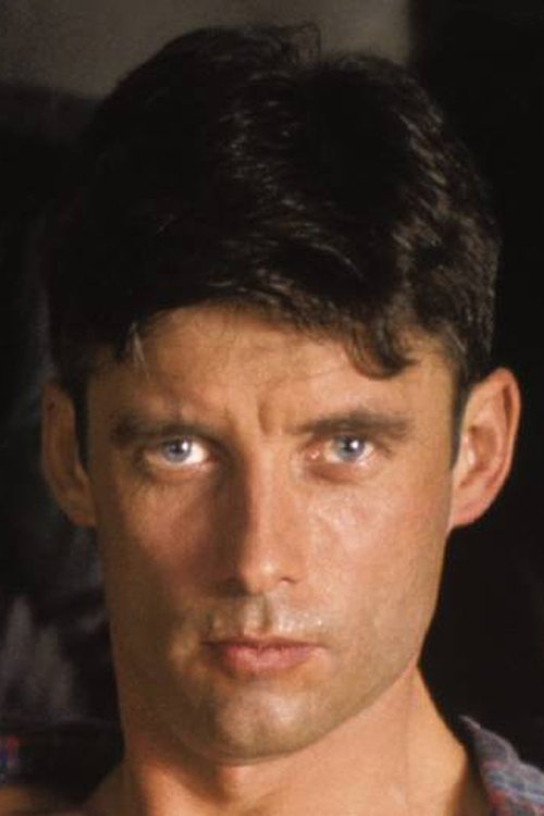 Mark West as Darron Richards