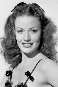 Margo Woode as Phyllis