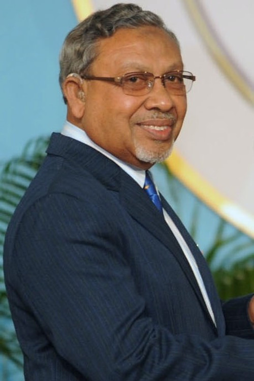 Chilhiya Moosa Manik as Adam