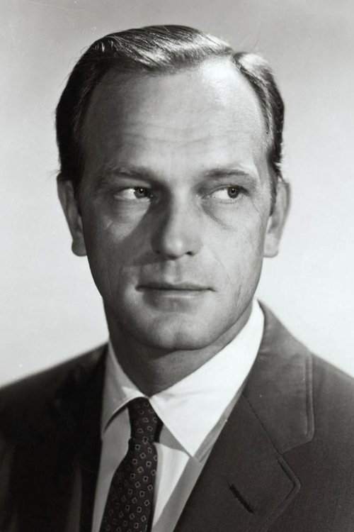 Barry Atwater as Ben Jackson