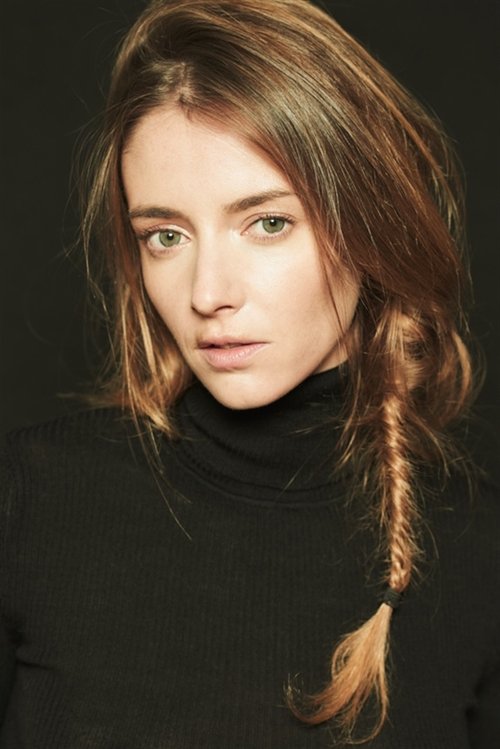 Murielle Huet des Aunay as Montaine