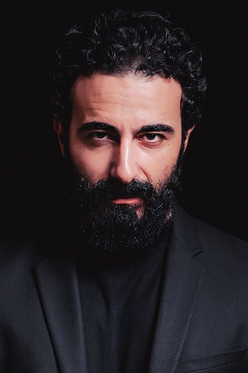 Ali Fardi as Anoosh