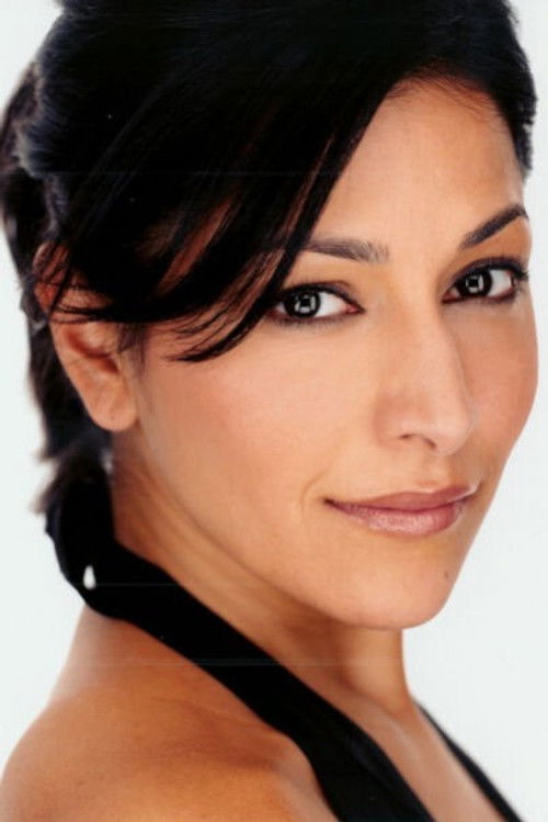 Sunita Param as Farah Saeed