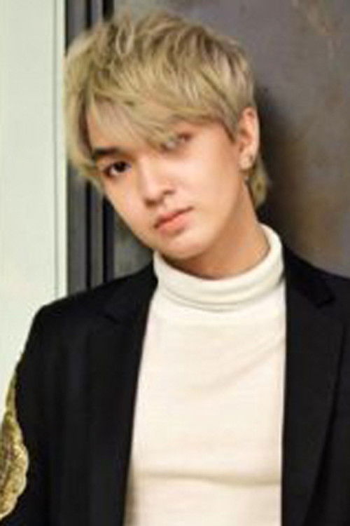 Norravit Songtrai as Champ