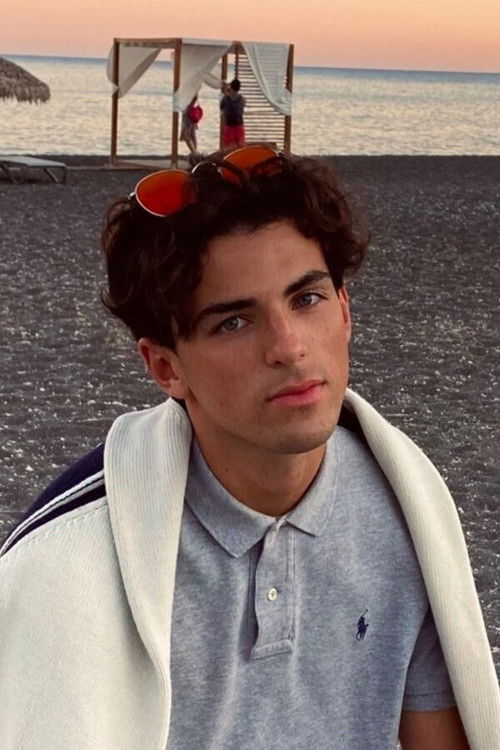 Ilian Benamor as Samuel