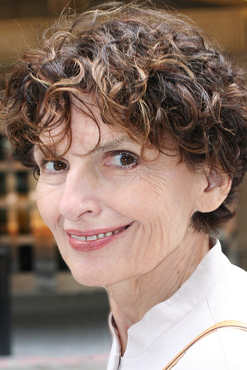 Marika Daciuk as Sonia