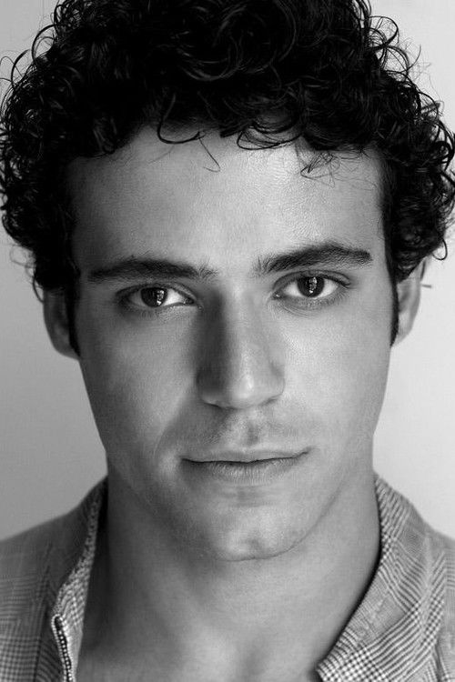 Rodrigo Pasquali as Xororó (Adulto)