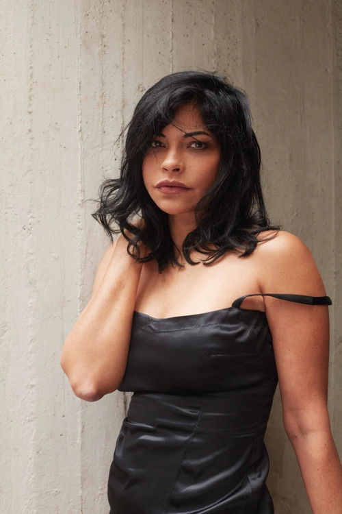 Ana Brigitte Fernández as Juliana