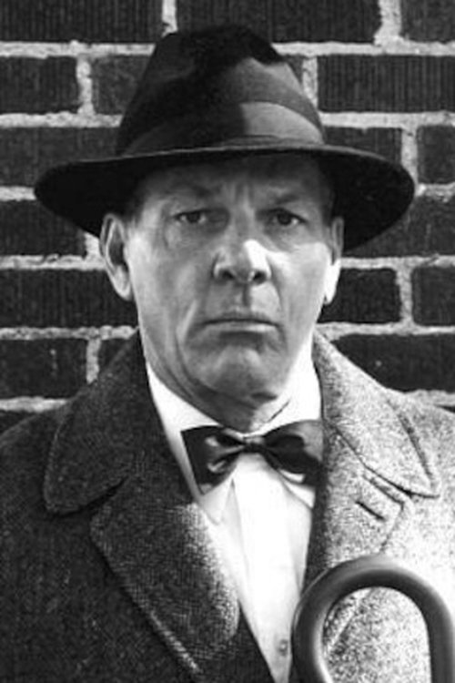 Frank Roberts as Howard Cook