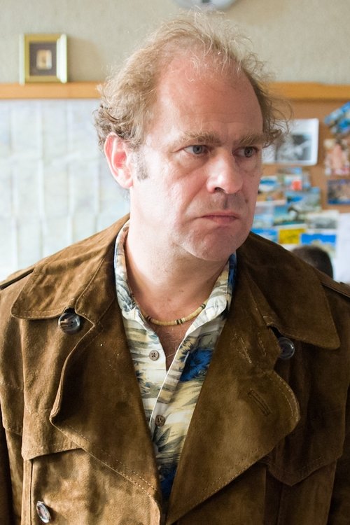 Koen De Sutter as Thomas