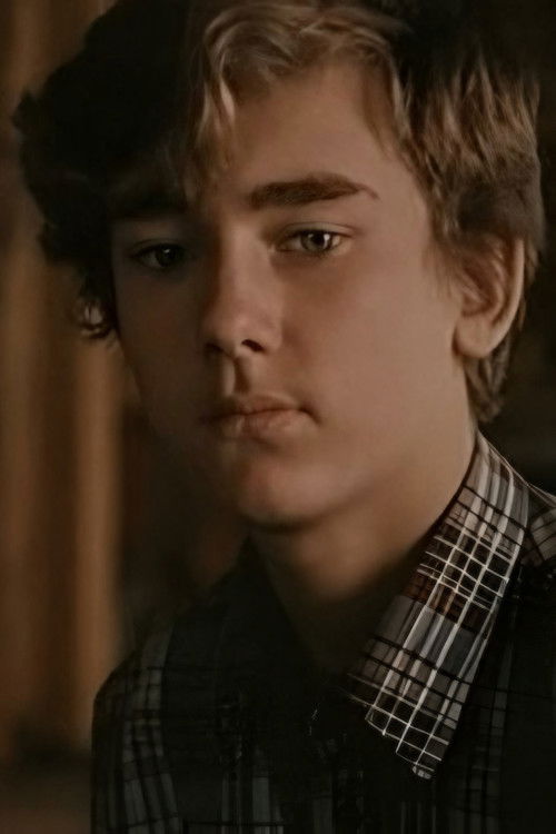 Aleksandr Kordon as Алёша