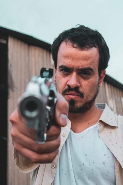 Romulo Scarinni as Ricardo