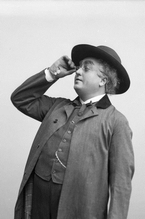 Nils Ahrén as Helder