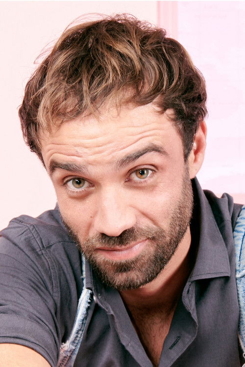 Felipe Rojas as Tomás 'Moco' Rodríguez