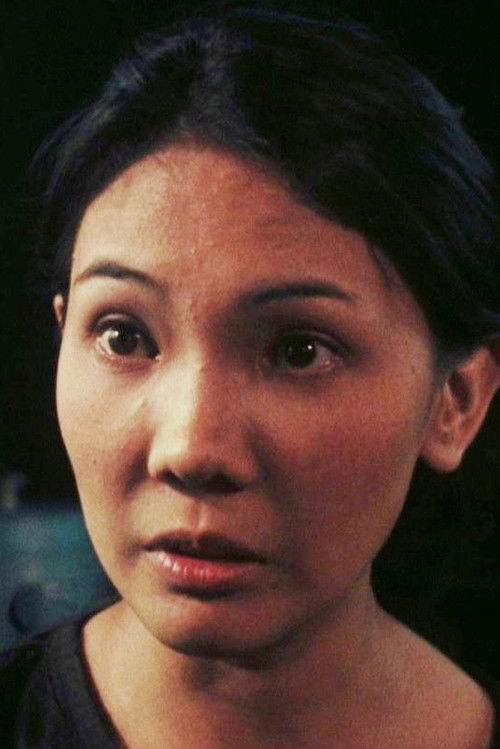 Lily Gamboa Mendoza as Perla