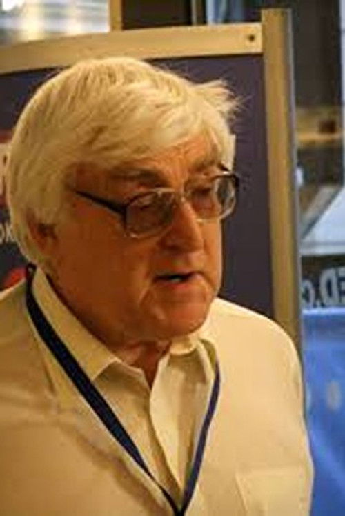 Clive Everton as Self