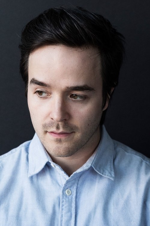 André Robillard as Visiteur maison