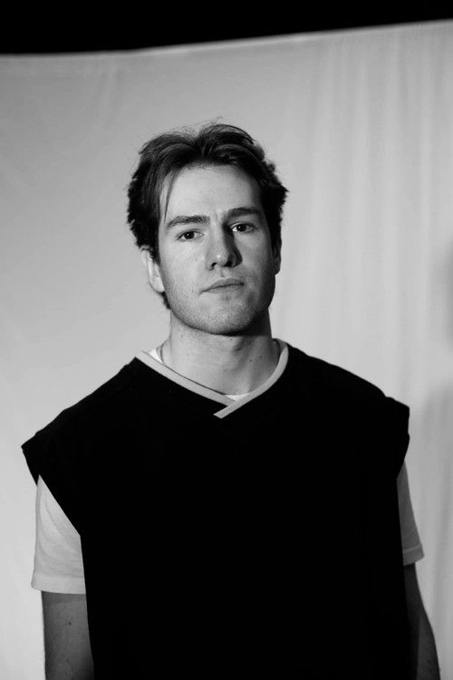 Lucas Desrosiers as Thomas