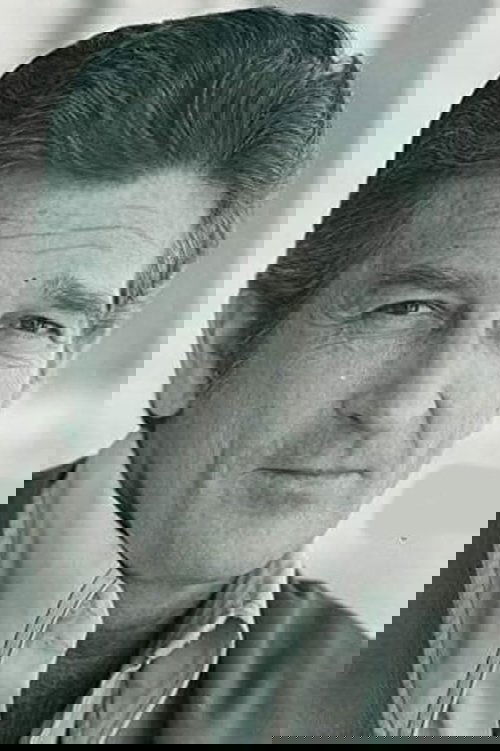 Robert Knapp as Chuck (uncredited)